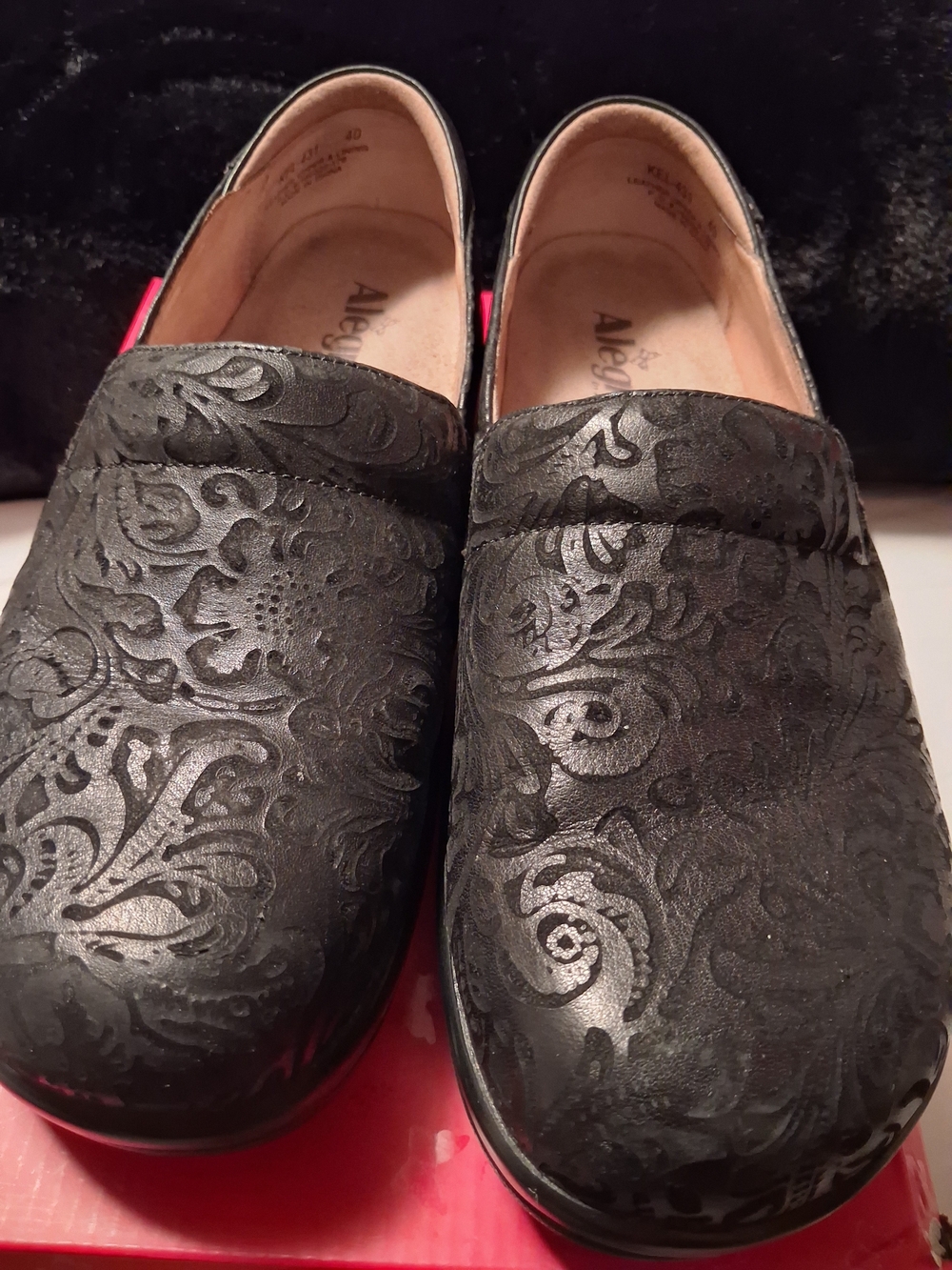 Alegria Women's Black Embossed Slip-On Clogs